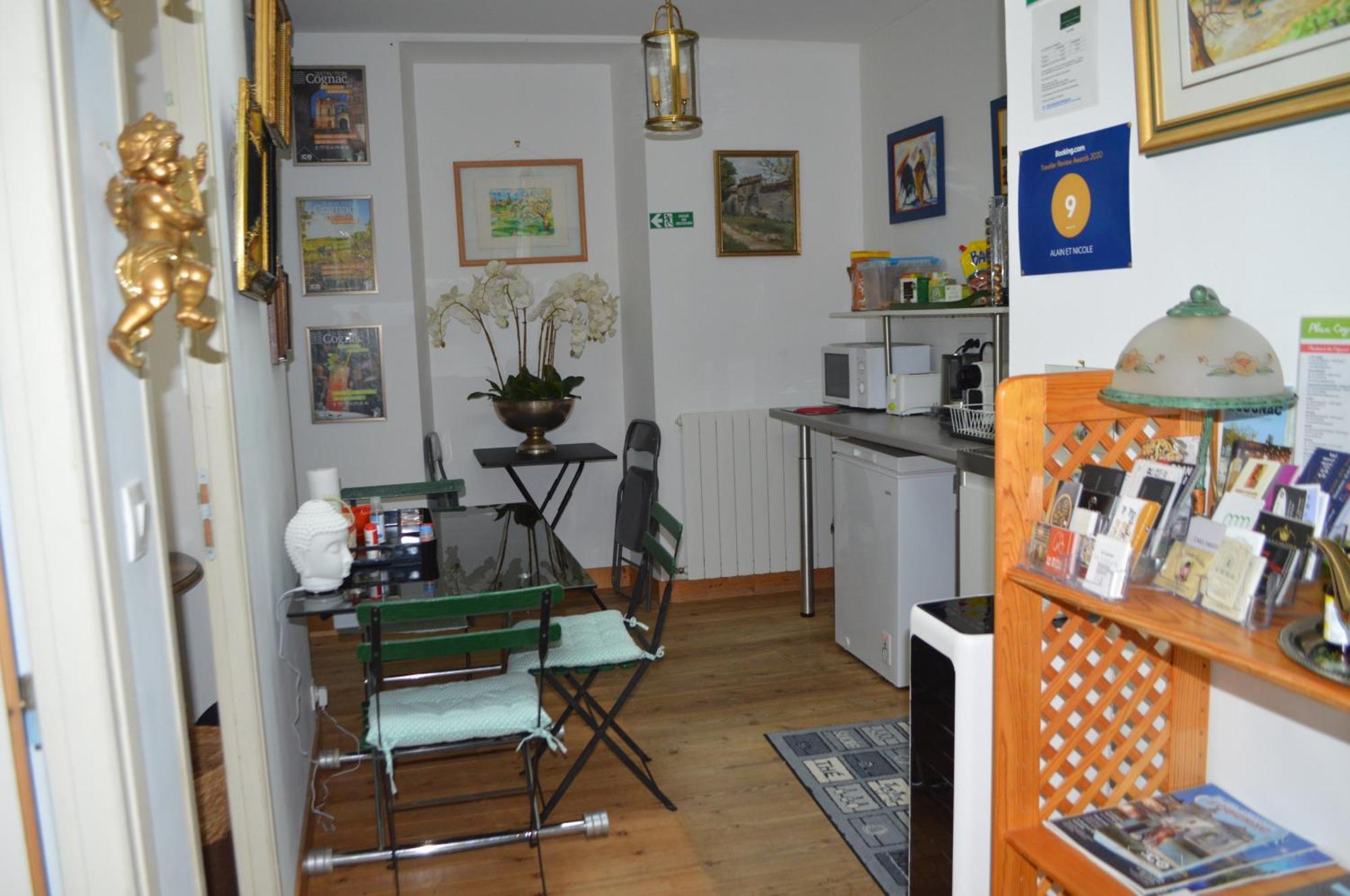 Alain Et Nicole Bed and Breakfast Cognac Eksteriør billede